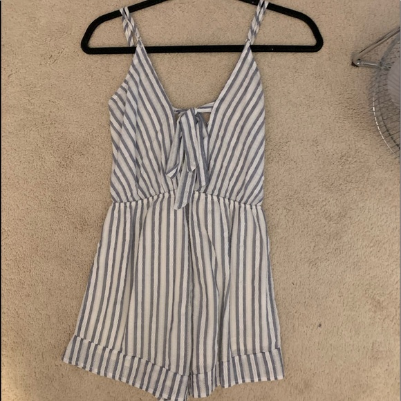 Romper - Picture 1 of 3